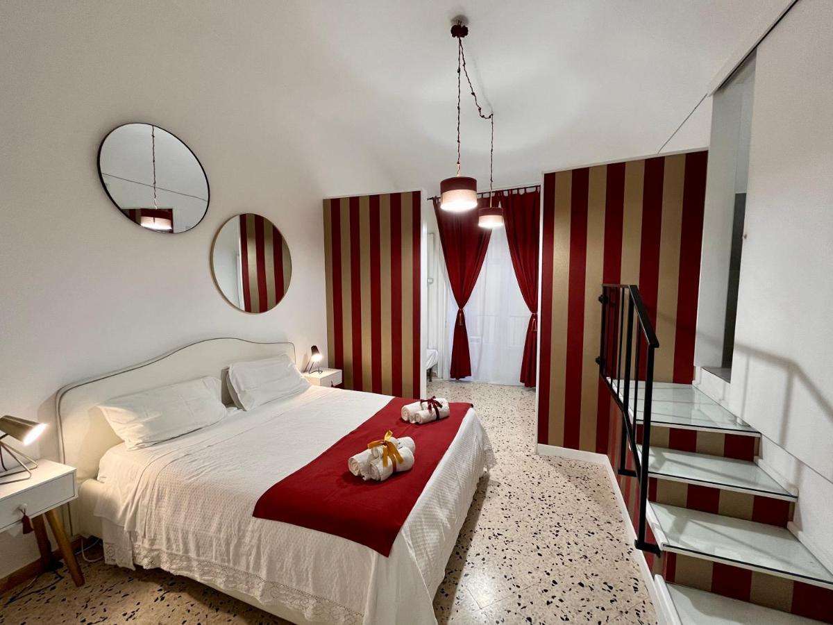Palazzo Delle Logge Alojamento de Acomodação e Pequeno-almoço *